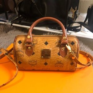 MCM Mini Boston